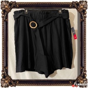 Bold Elements Shorts